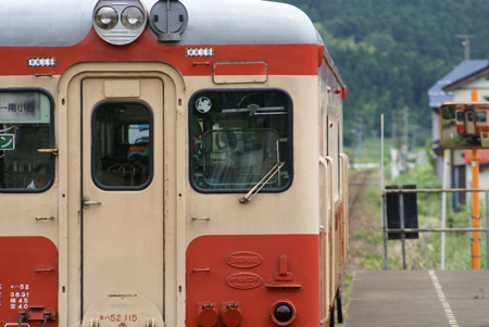 �� �]���Y�[�������Y�@75-300mm F4.5-5.6 SAL75300�@����