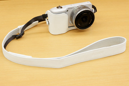 NEX-3�p �����P�[�X���X�g���b�v